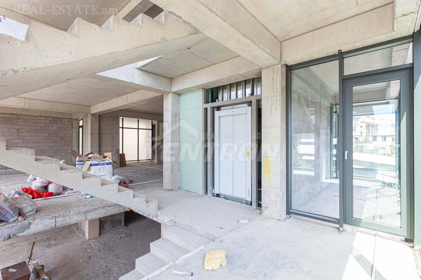 Снять коммерческoе помещение Г.Кочар ул, Арабкир Ереван, 137821