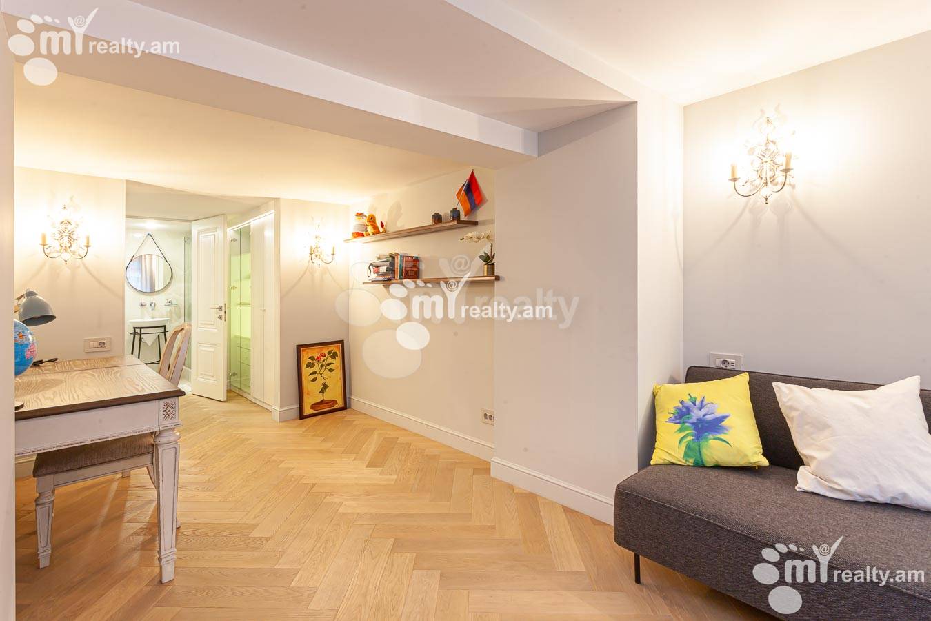 3 սենյականոց բնակարան վարձով Սարյան փող, Կենտրոն Երևան, 155319