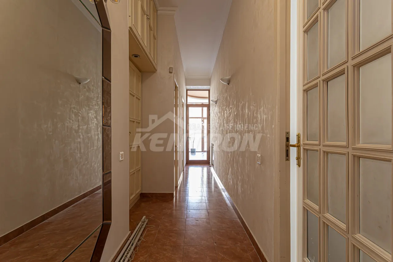4 bedroom apartment for sale Baghramyan av(Arabkir), Arabkir Yerevan, 158394