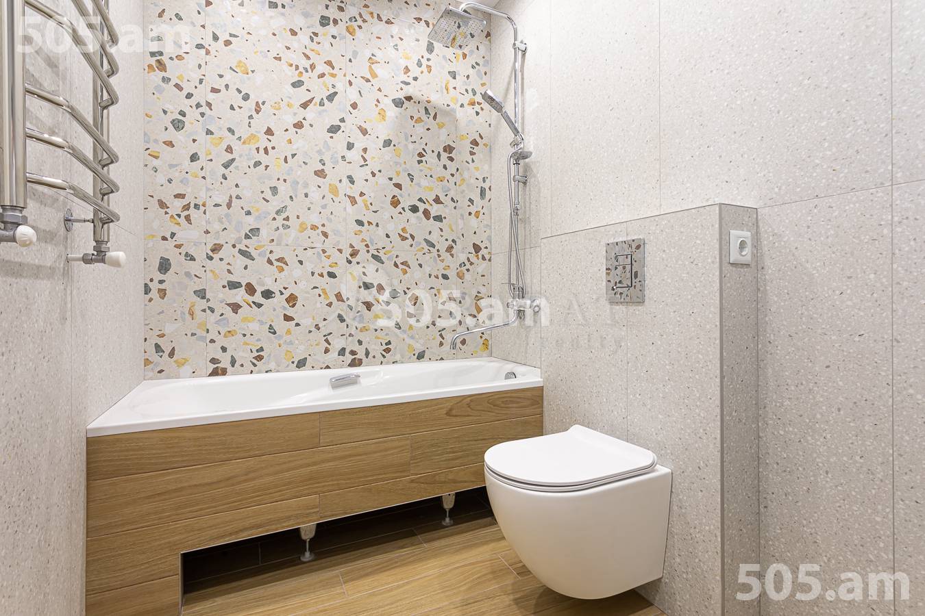 5 սենյականոց բնակարան  Ադոնց փող, Արաբկիր Երևան, 156524