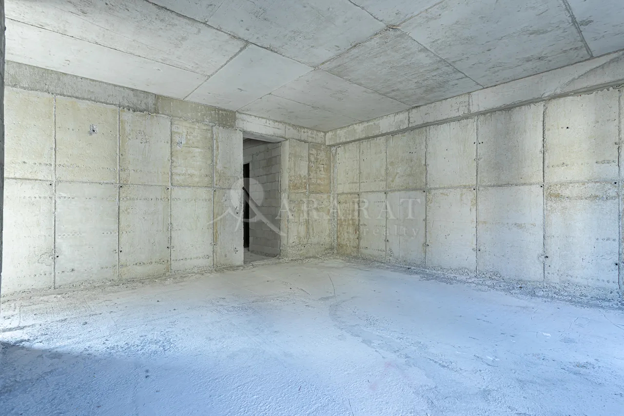 Купить 4 комнатную квартиру Лео ул, Центр Ереван, 157439