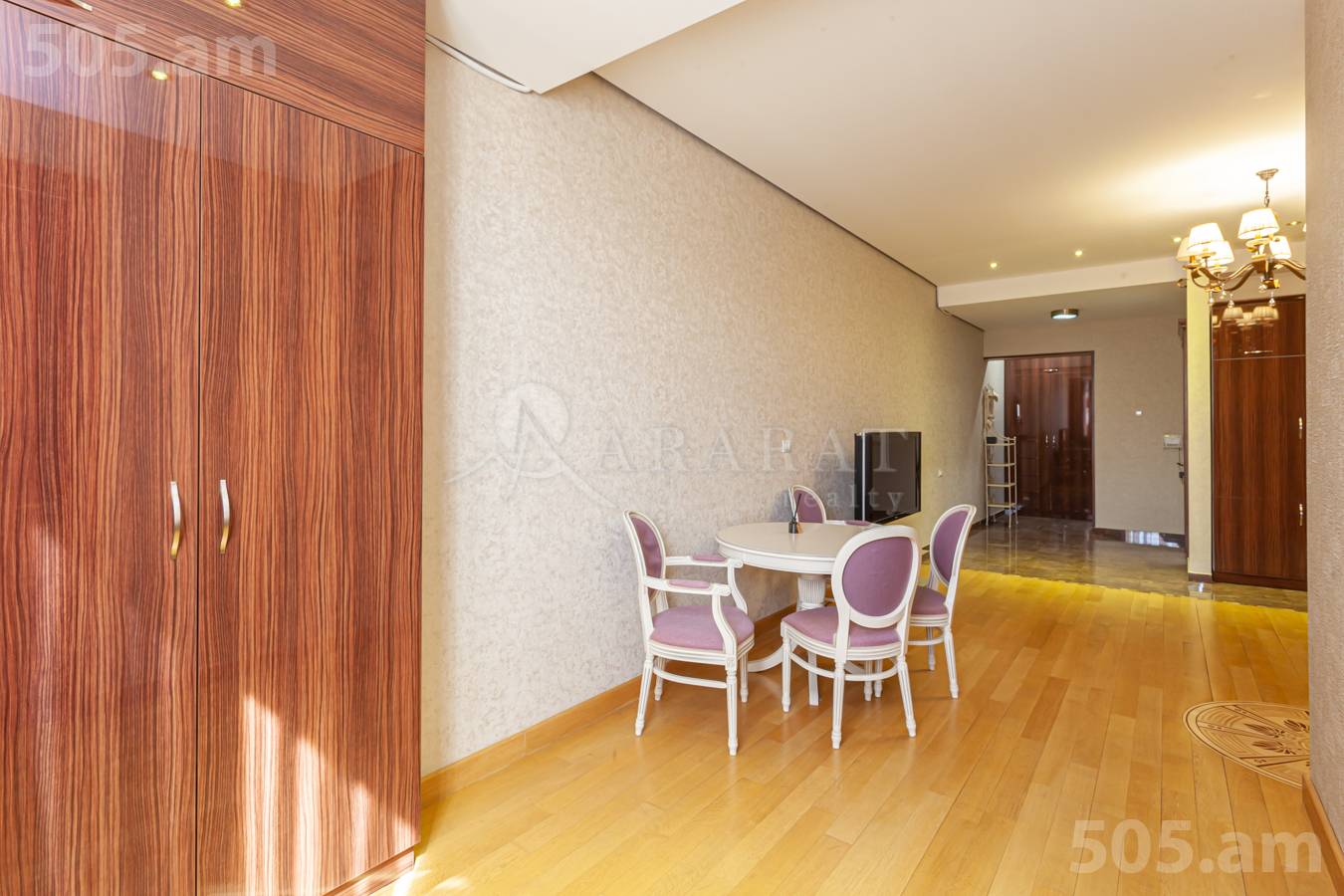 Снять 2 комнатную квартиру Маштоца пр, Центр Ереван, 150587