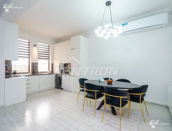 arandznatun-vacharq-Yerevan-Ajapnyak