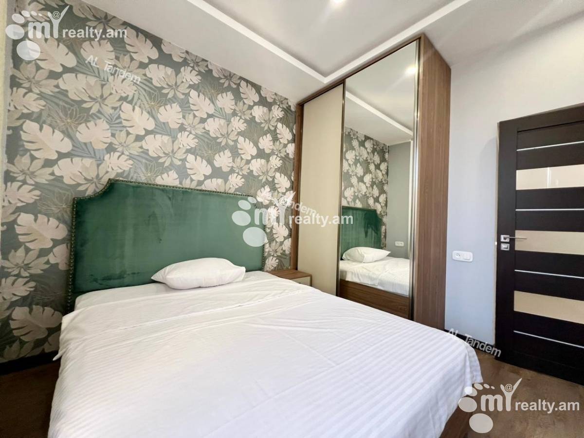 3 bedroom apartment for rent Amiryan St, Center Yerevan, 158245