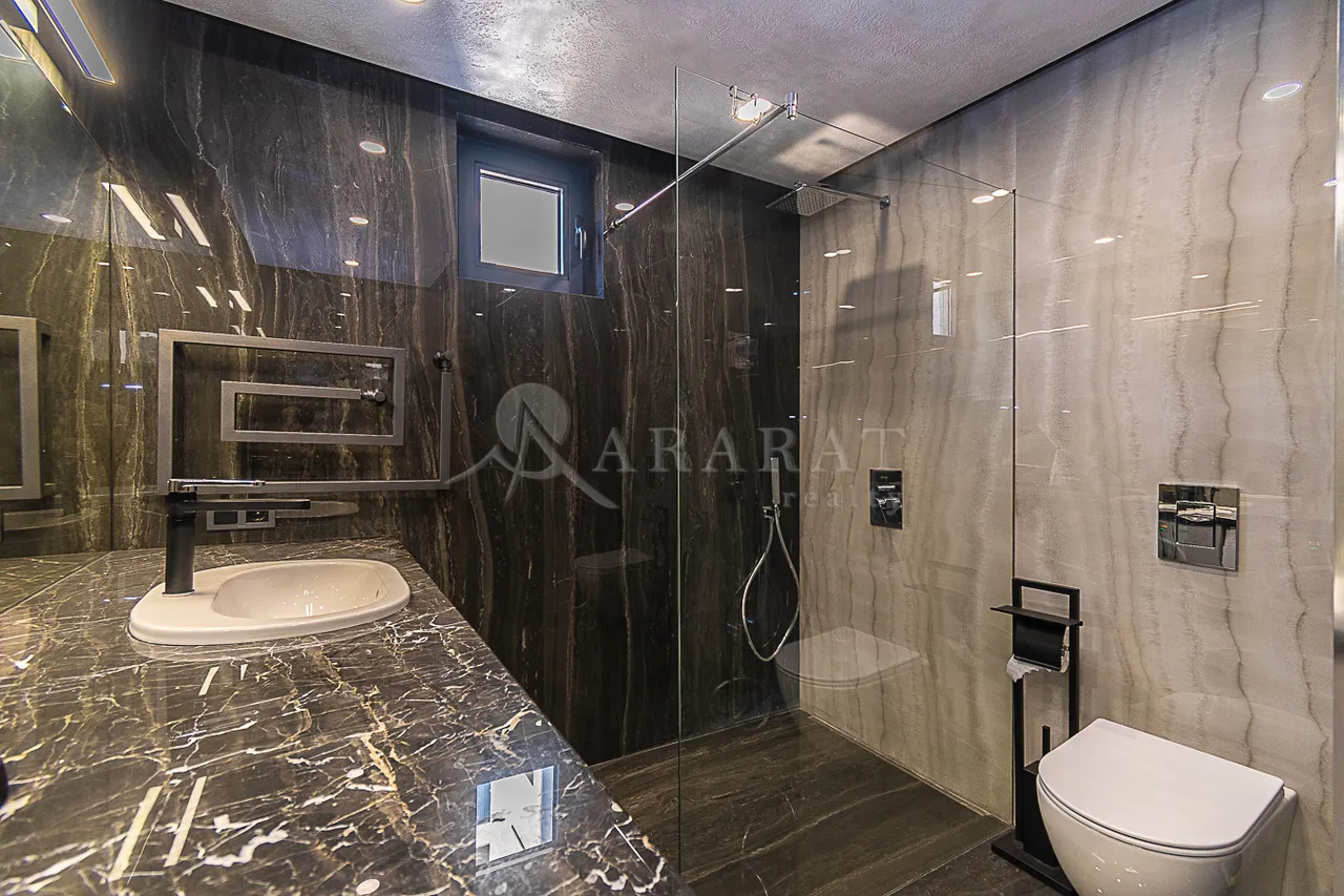 3 սենյականոց բնակարան վարձով Անտառային, Գ.Էմինի փող., Կենտրոն Երևան, 159430