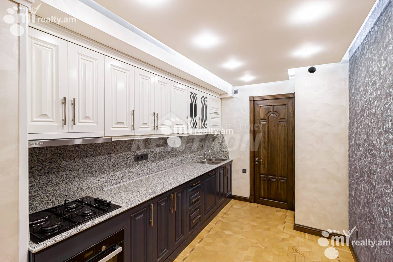 3 bedroom apartment for sale Charents St, Center Yerevan, 153950