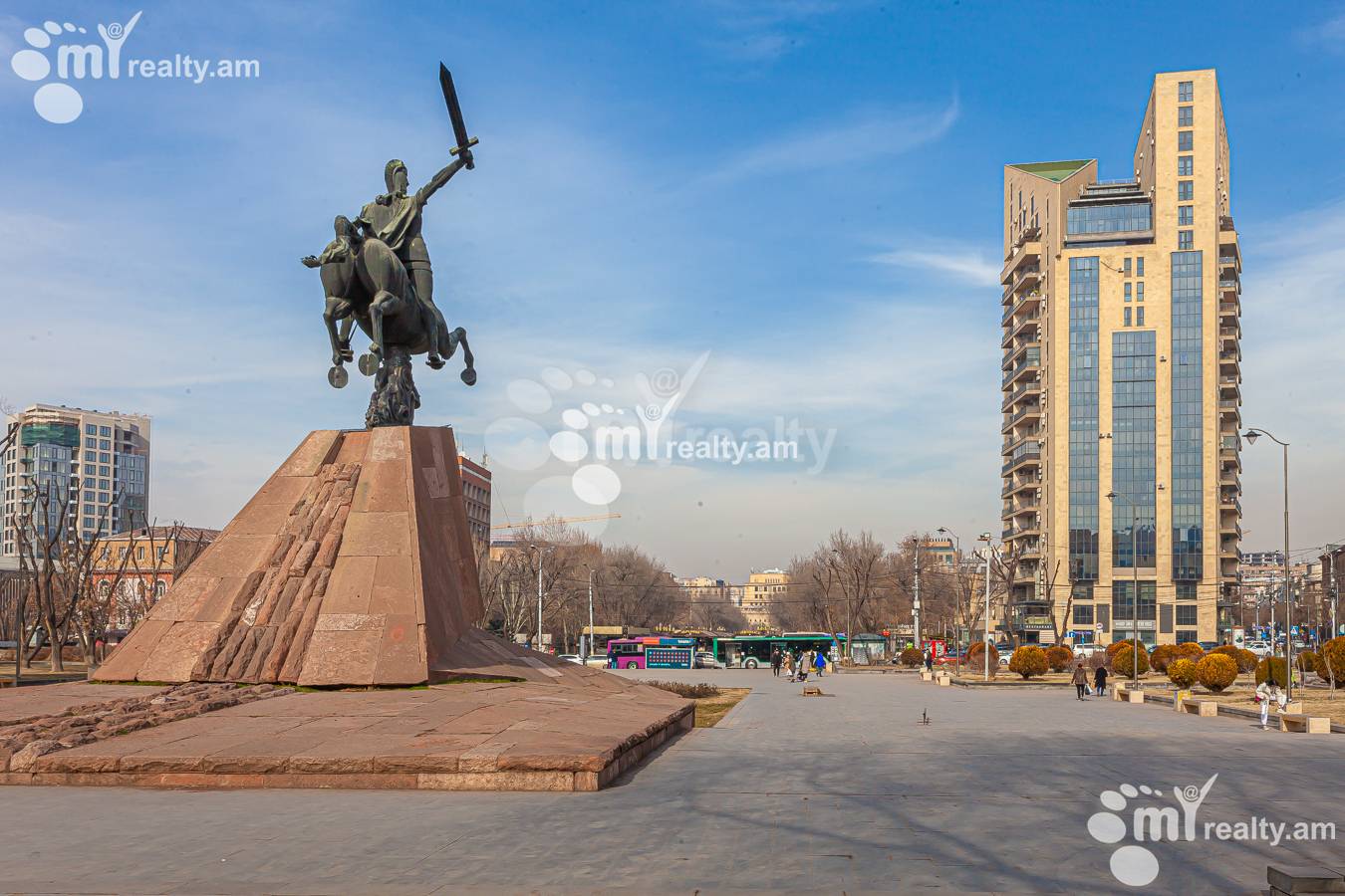 2 սենյականոց բնակարան  Վարդանանց փող, Կենտրոն Երևան, 156906