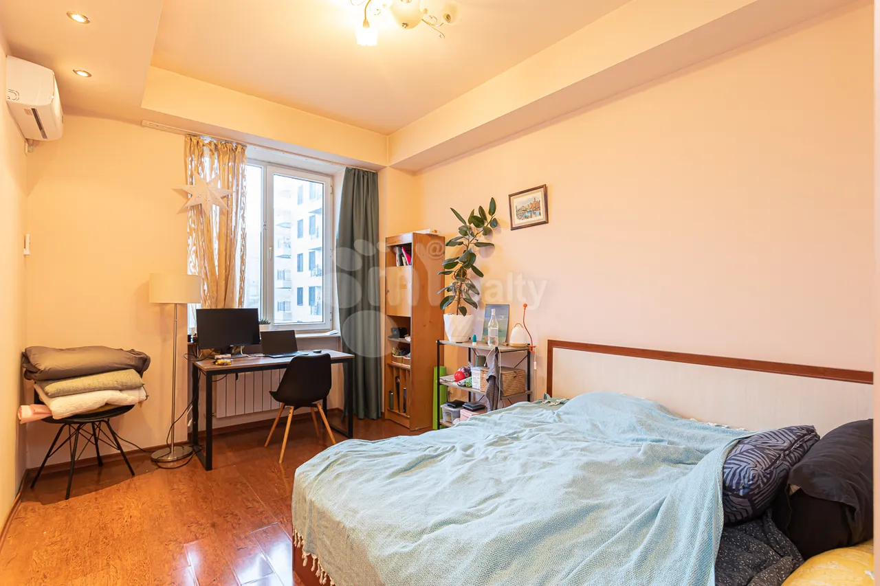 4 bedroom apartment for sale A. Avetisyan St, Arabkir Yerevan, 159612