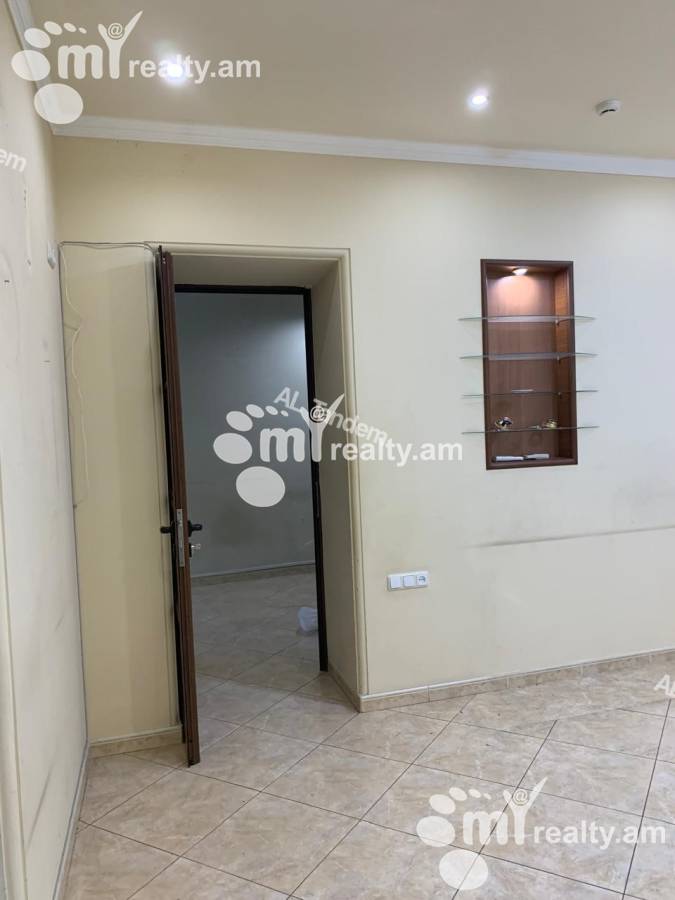 Commercial for rent خیابان کومیتاس, عربگیر ایروان, 156504