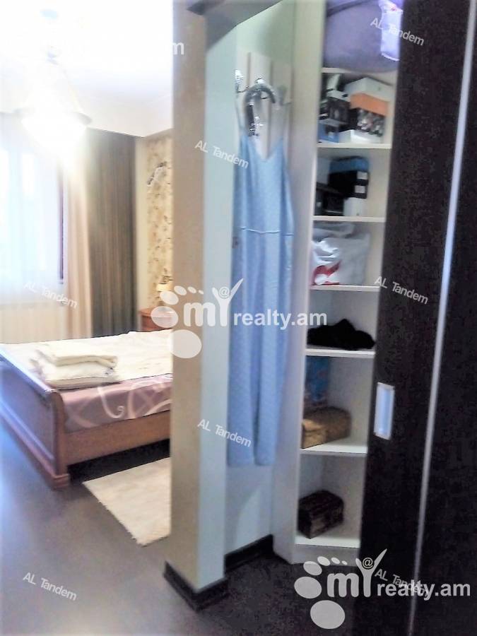 4 bedroom apartment for sale Fuchik St, Ajapnyak Yerevan, 124925
