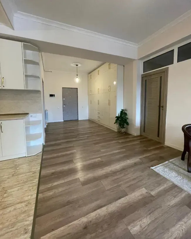 3 bedroom apartment for rent Paronyan St, Center Yerevan, 161477