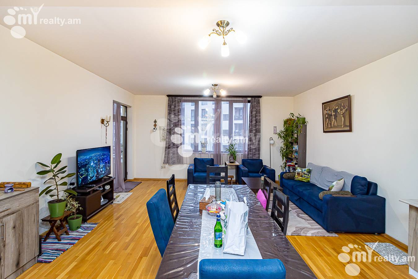 Купить 2 комнатную квартиру Антараин ул, Центр Ереван, 149086