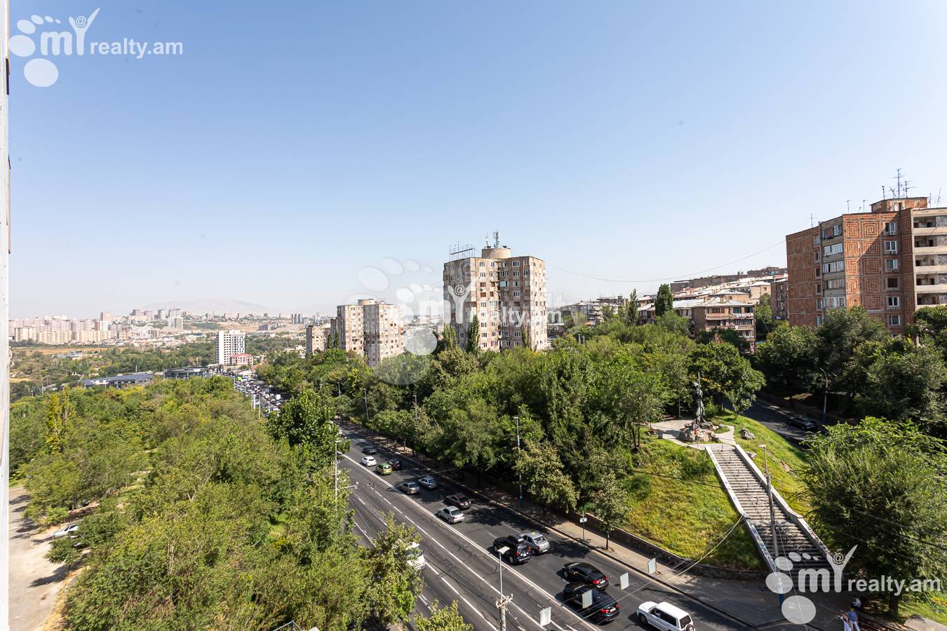 4 սենյականոց բնակարան  Լվովյան փող, Նոր Նորք Երևան, 156595