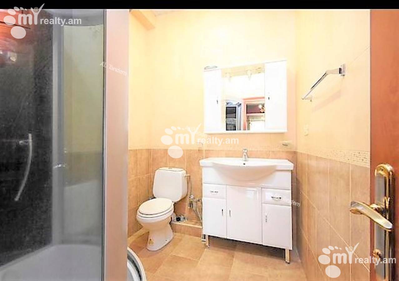 4 bedroom apartment for rent Nalbandyan St, Center Yerevan, 126076