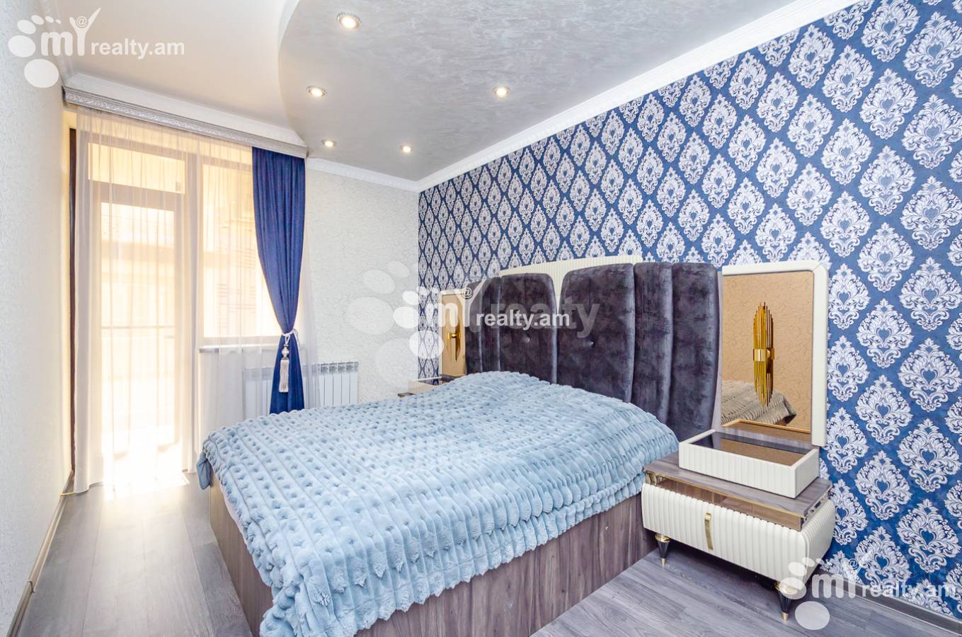 3 bedroom apartment for sale Antarayin St, Center Yerevan, 152784