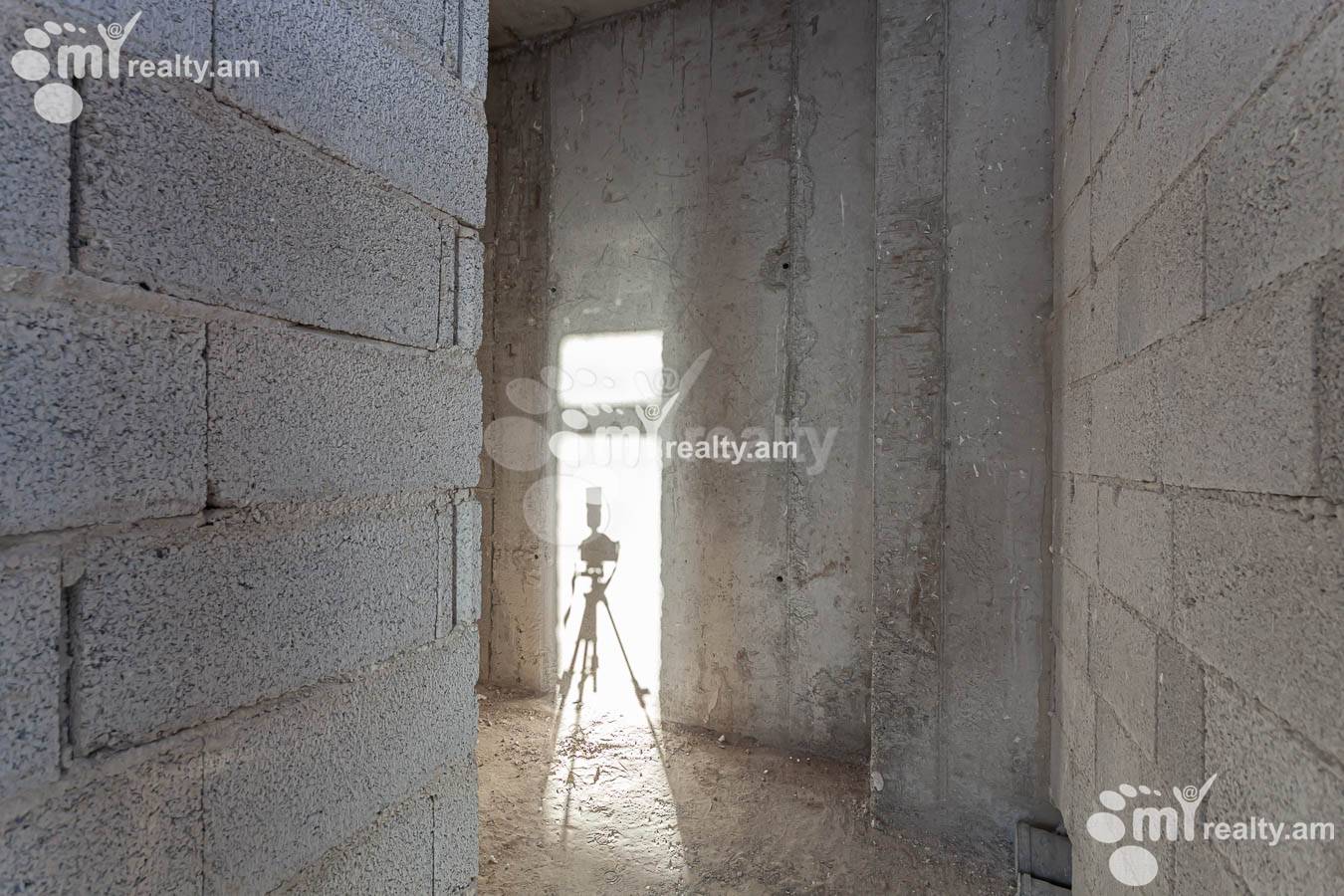 3 bedroom apartment for sale Leningradyan St, Ajapnyak Yerevan, 155149