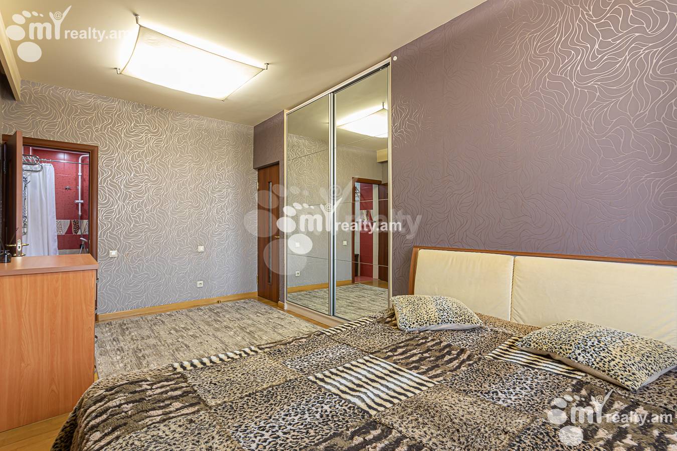 3 bedroom apartment for rent خیابان د. دِمیرچیان, مرکز شهر ایروان, 156842