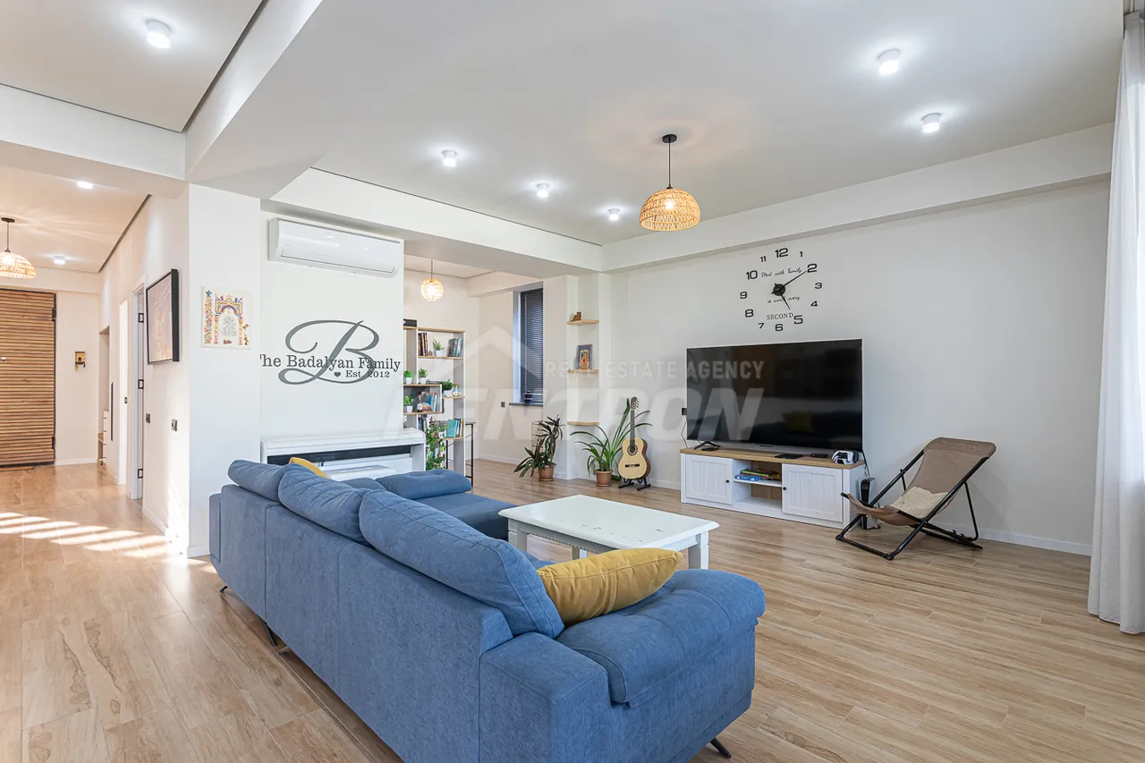 House for sale Paruyr Sevak dis., Awan Yerevan, 158077