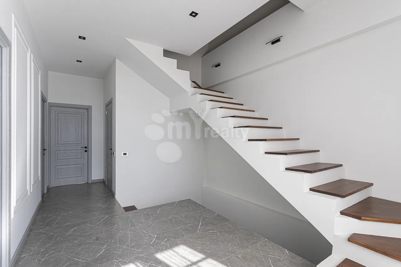 House for sale G 1 dis., Adshapnjak Yerevan, 159470