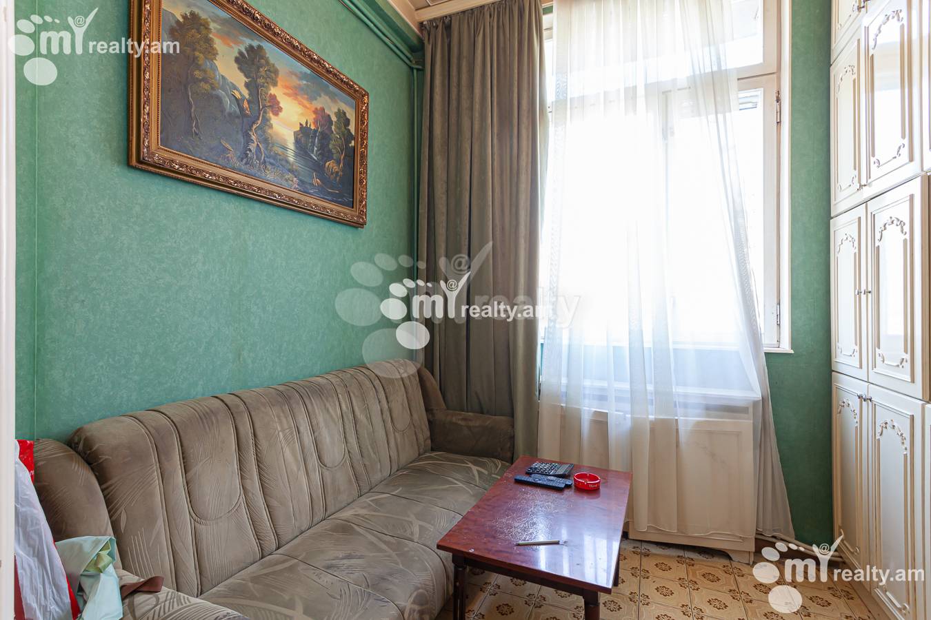 3 bedroom apartment for sale Isahakyan St, Center Yerevan, 154660