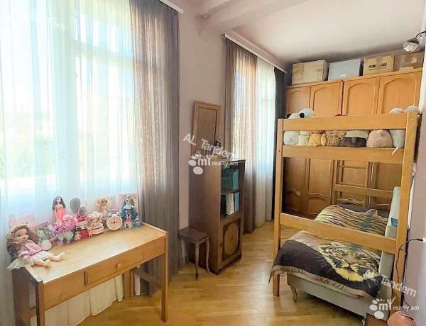 3-senyakanoc-bnakaran-vacharq-Yerevan-Achapnyak