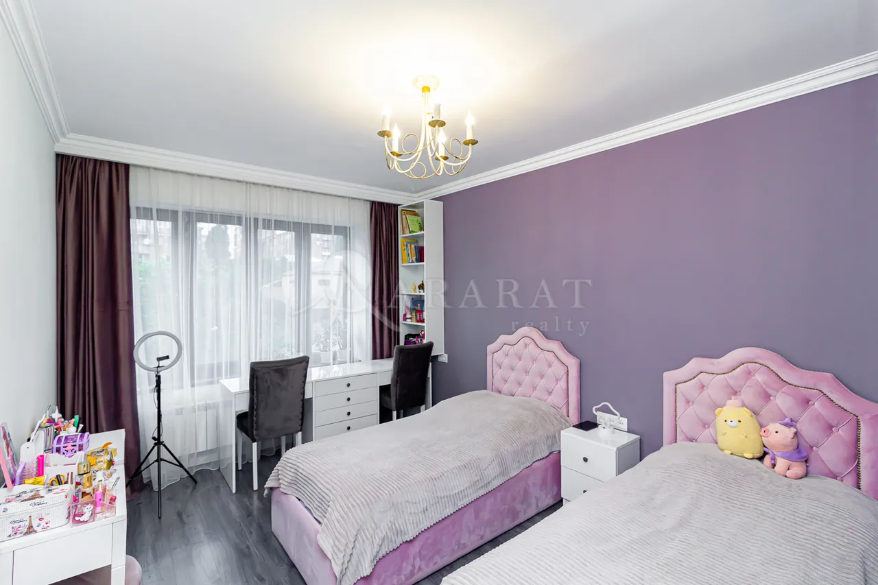 3 bedroom apartment for sale A. Avetisyan St, Arabkir Yerevan, 161975