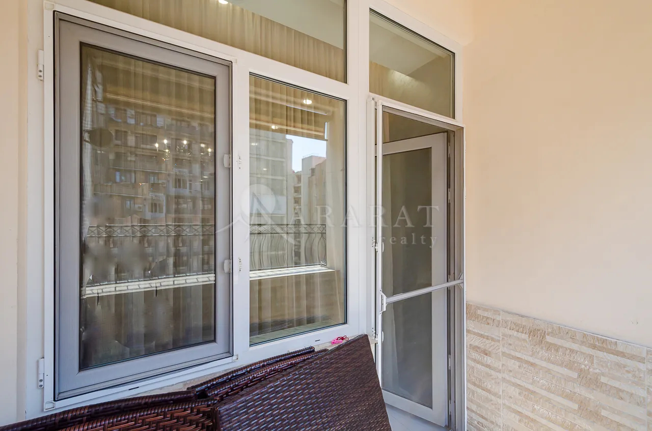 3 bedroom apartment for rent خیابان یِکمالیان, مرکز شهر ایروان, 158428