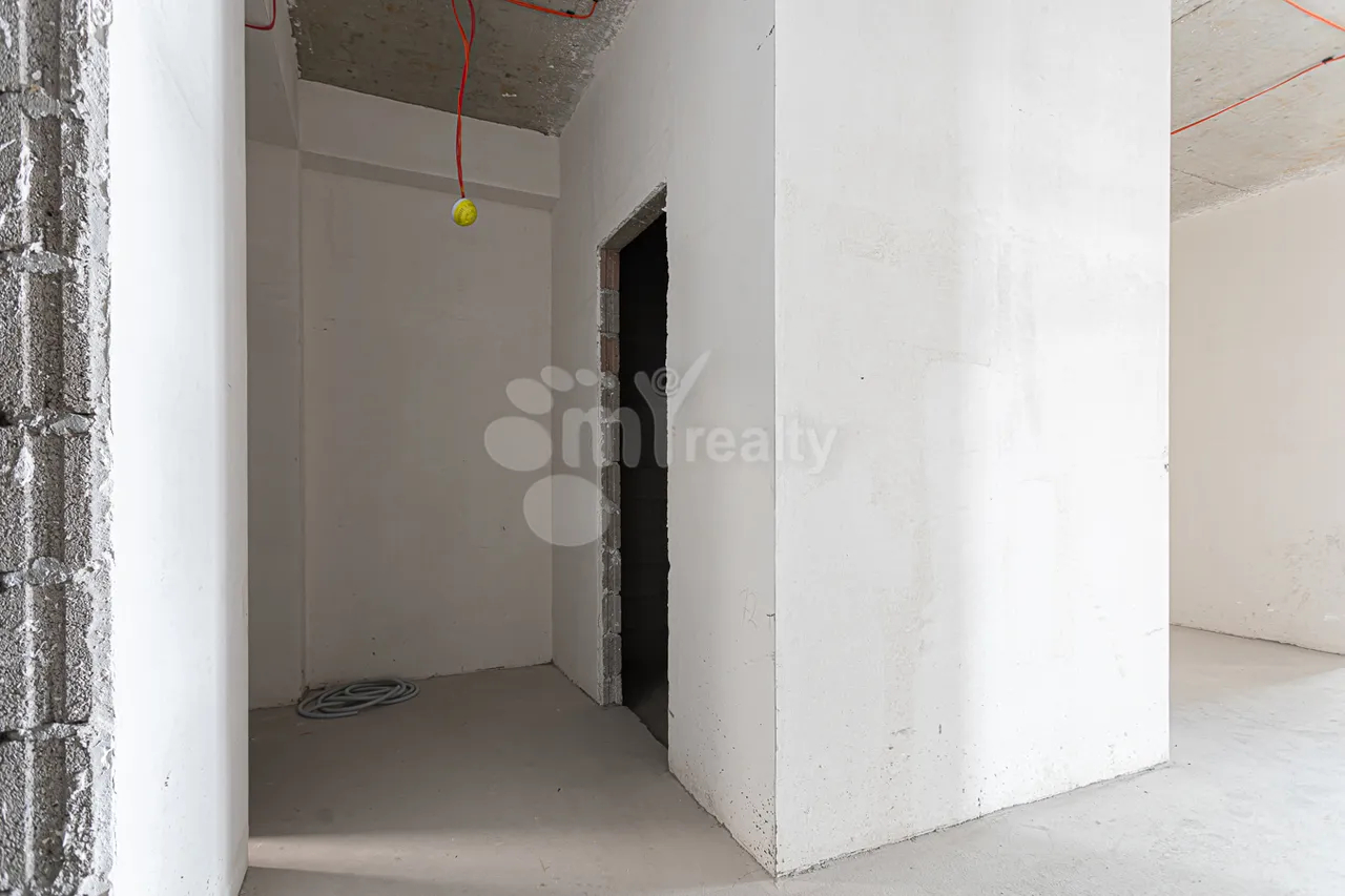 3 bedroom apartment for sale Antarayin, L.Azgaldyan street,, Center Yerevan, 157854