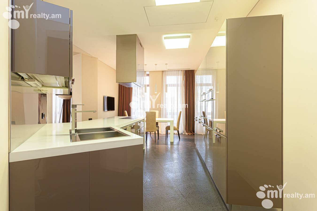 4 bedroom apartment for rent (خیابان نورترن (شمالی, مرکز شهر ایروان, 156949