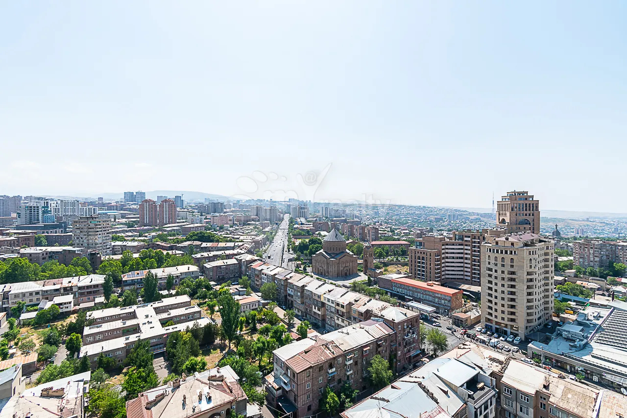 3 սենյականոց բնակարան  Կոմիտասի պող, Արաբկիր Երևան, 161969