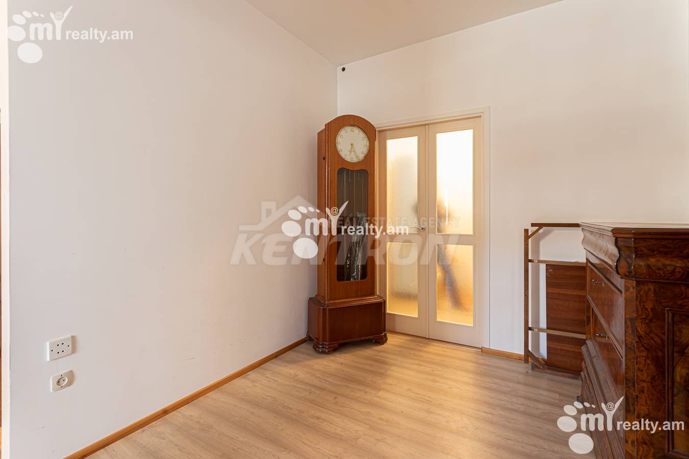 2 bedroom apartment for sale خیابان تامانیان, مرکز شهر ایروان, 157111