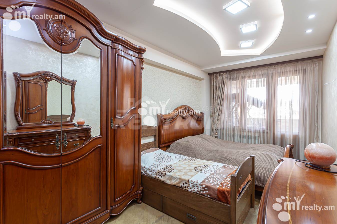 4 սենյականոց բնակարան  Ազատության պող, Քանաքեռ-Զեյթուն Երևան, 153459