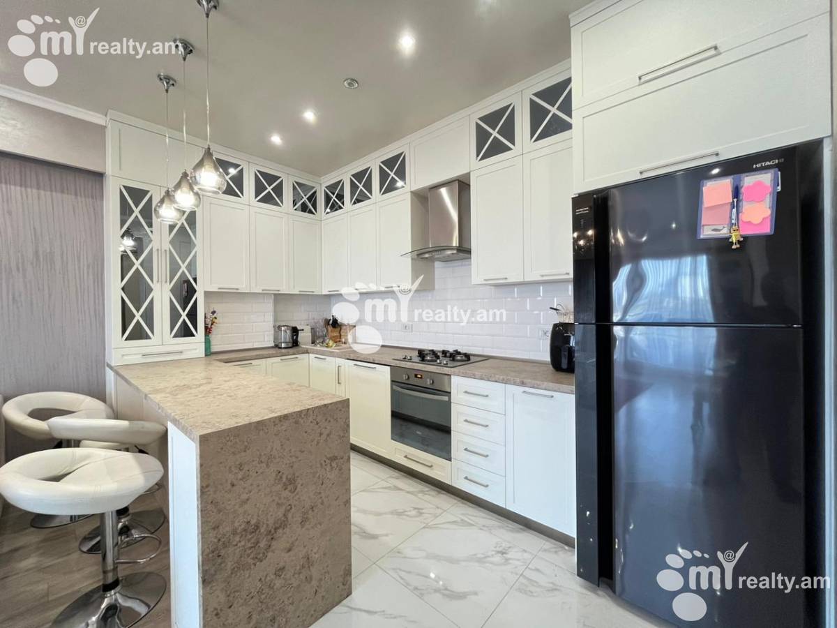 3 սենյականոց բնակարան վարձով Քեռու փող, Արաբկիր Երևան, 157123