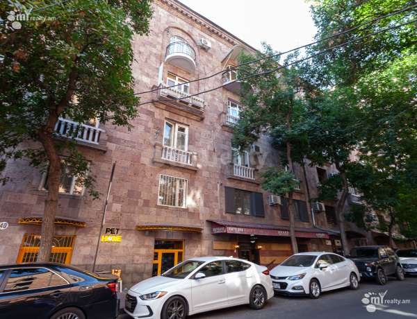 2-senyakanoc-bnakaran-vacharq-Yerevan-Center