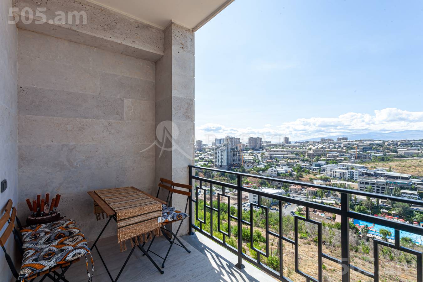 3 սենյականոց բնակարան  Լվովյան փող, Նոր Նորք Երևան, 152216