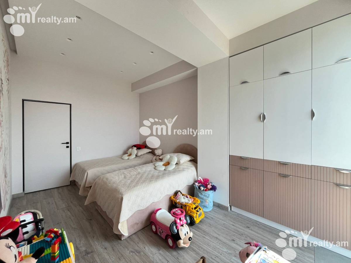 3 bedroom apartment for sale K. Ulnetsi St, Quanaquère-Zeytoun Yerevan, 158735