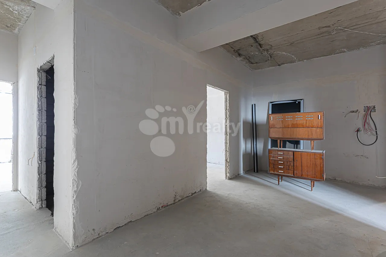 4 bedroom apartment for sale خیابان گِریبودوف, عربگیر ایروان, 157189