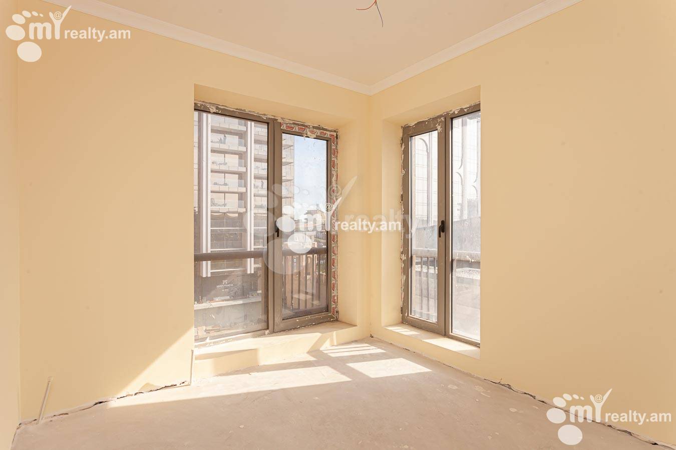 3 bedroom apartment for sale خیابان پارونیان, مرکز شهر ایروان, 155259