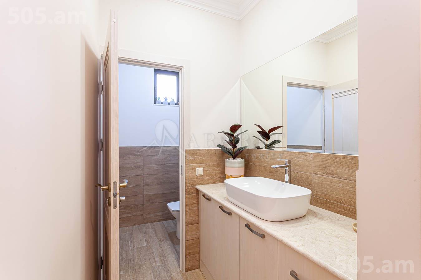 Առանձնատուն  Բագրևանդ թաղամաս, Նոր Նորք Երևան, 154063