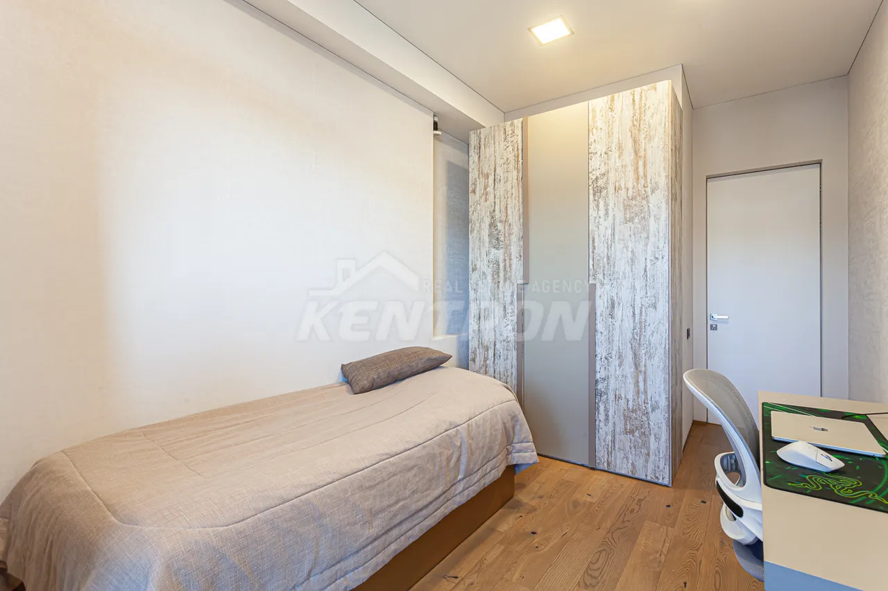 4 bedroom apartment for sale D. Demirchyan St, Center Yerevan, 161940