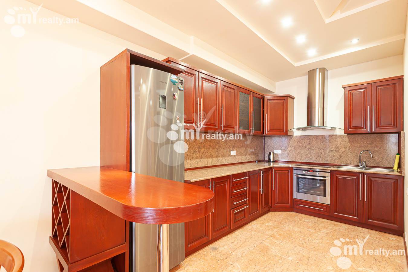 3 bedroom apartment for rent Northern (Hyusisayin)  Ave, Center Yerevan, 153005