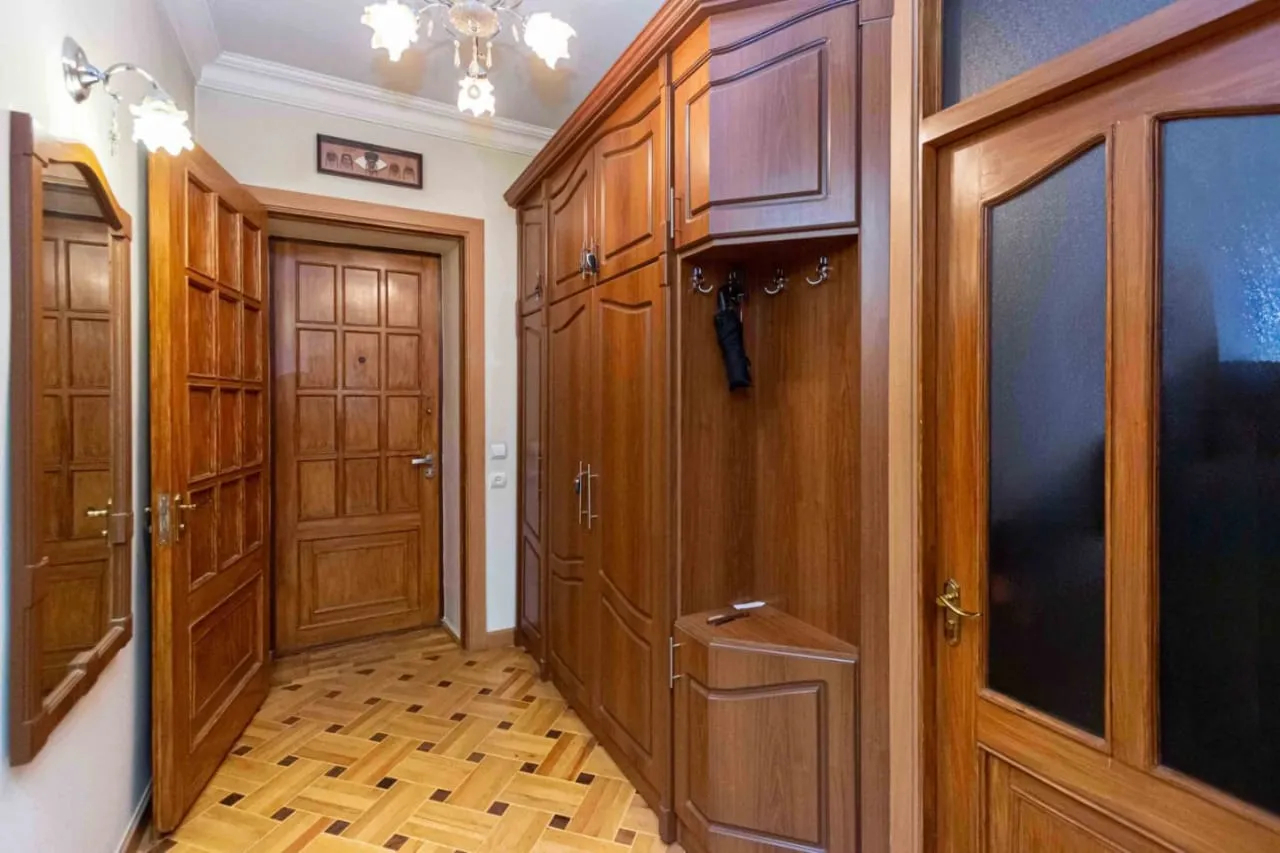 4 bedroom apartment for sale Leninakan St, Adjapnyak Yerevan, 160232