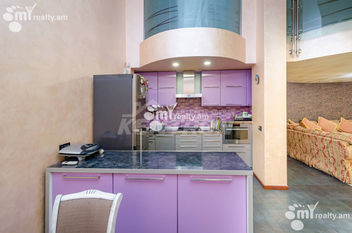 Купить 2 комнатную квартиру Закян ул, Центр Ереван, 153239