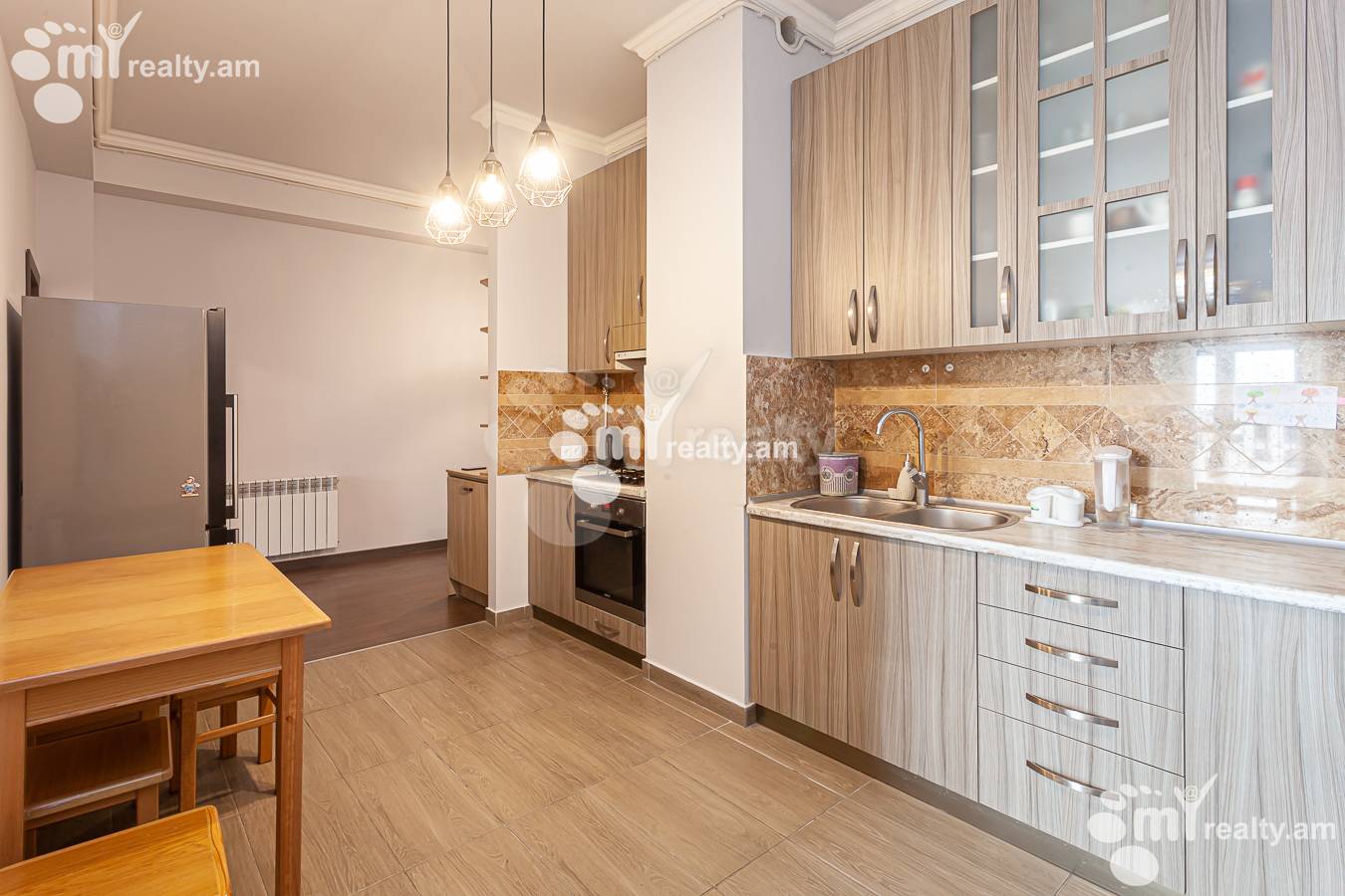 4 bedroom apartment for sale Antarayin St, Center Yerevan, 155317