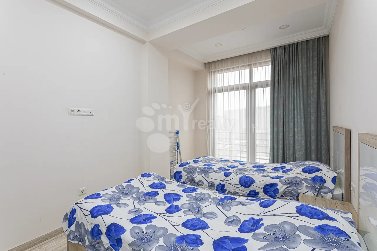 Снять 3 комнатную квартиру Г.Лусаворич ул, Центр Ереван, 159406