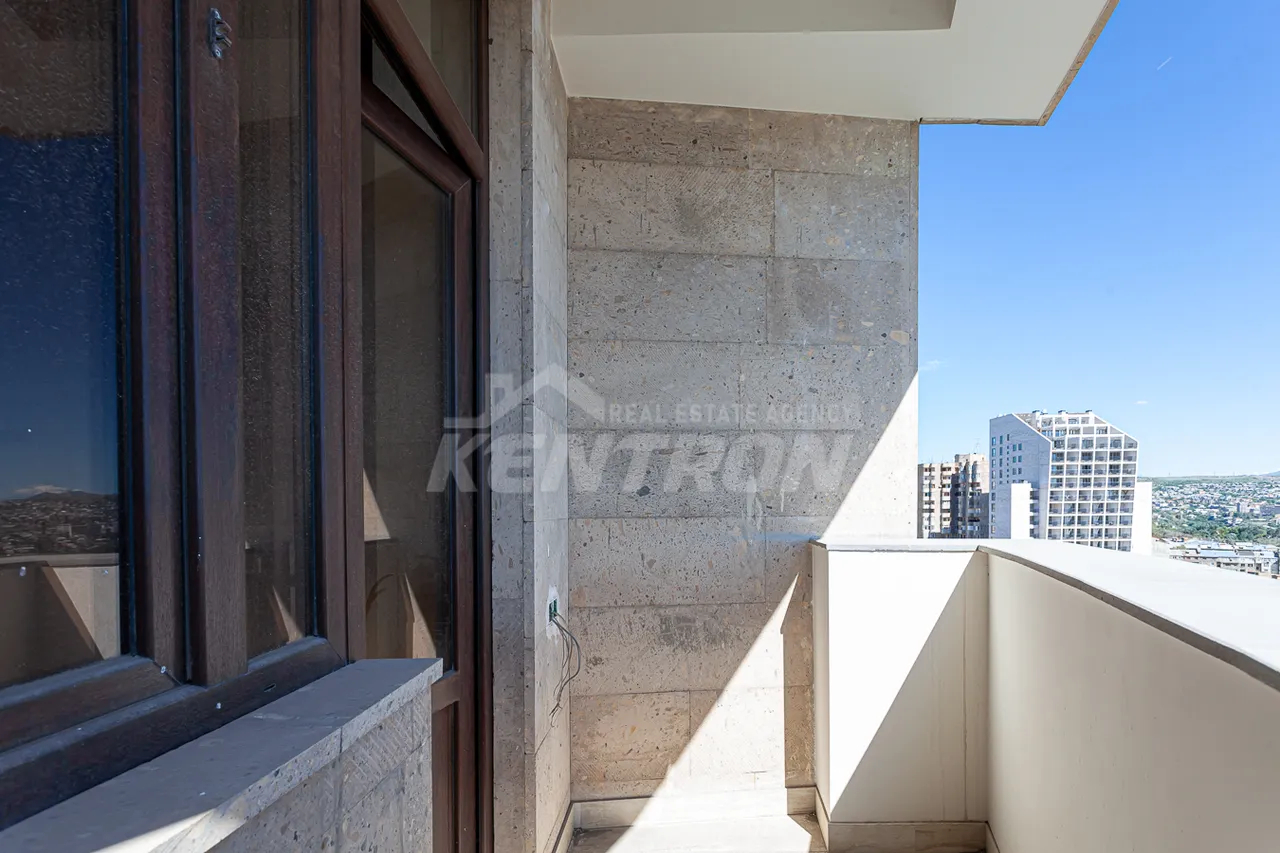 3 սենյականոց բնակարան  Հայրիկ Մուրադյան փողոց, Արաբկիր Երևան, 157398