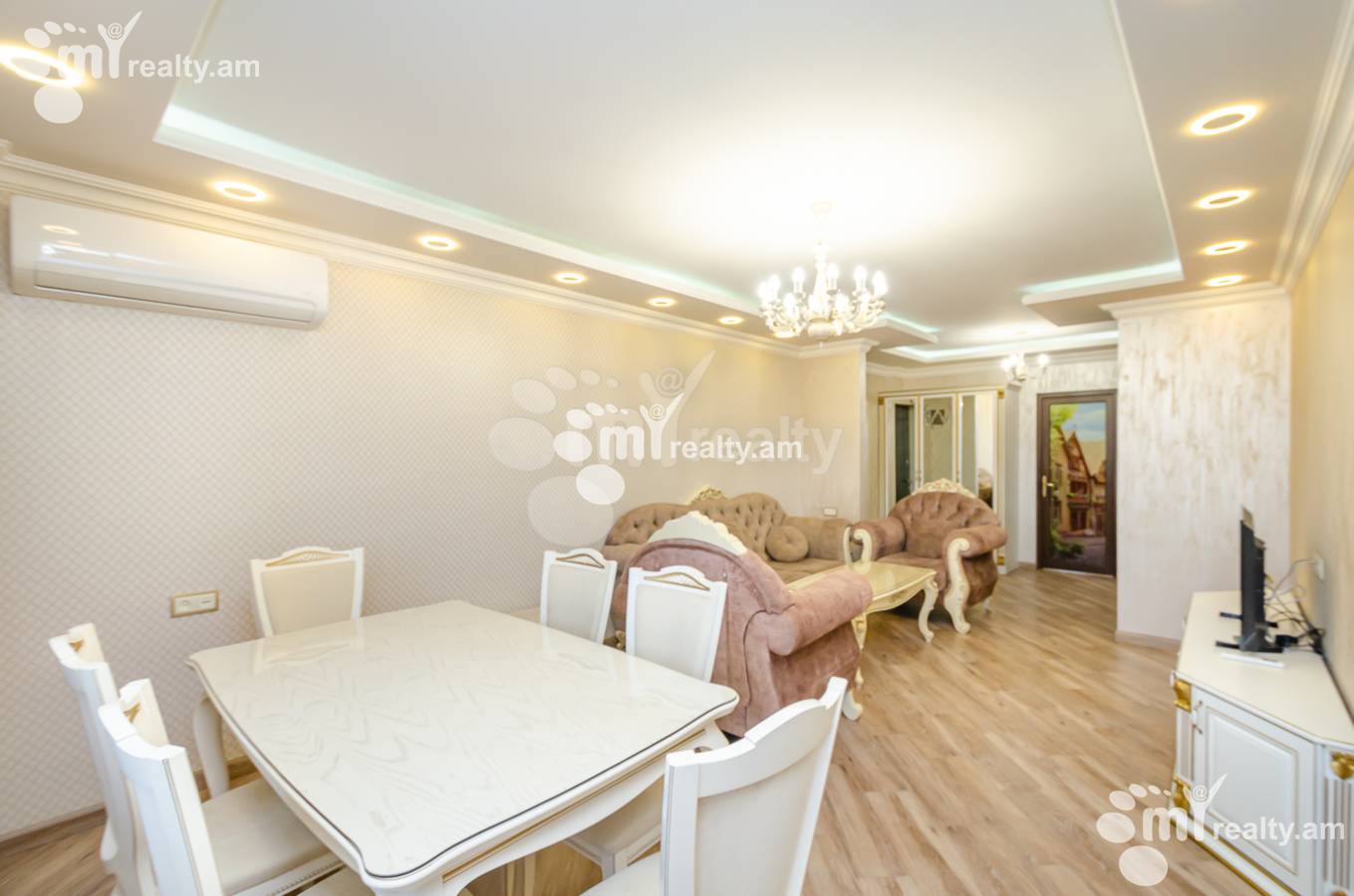 3 bedroom apartment for rent Koghbatsi St, Center Yerevan, 153193