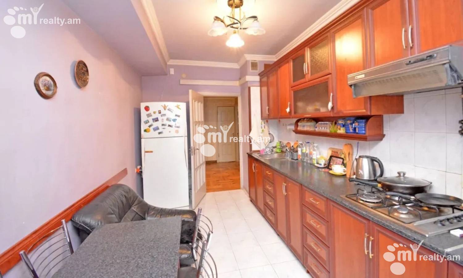 3 bedroom apartment for sale Artsruni St, Arabkir Yerevan, 161212