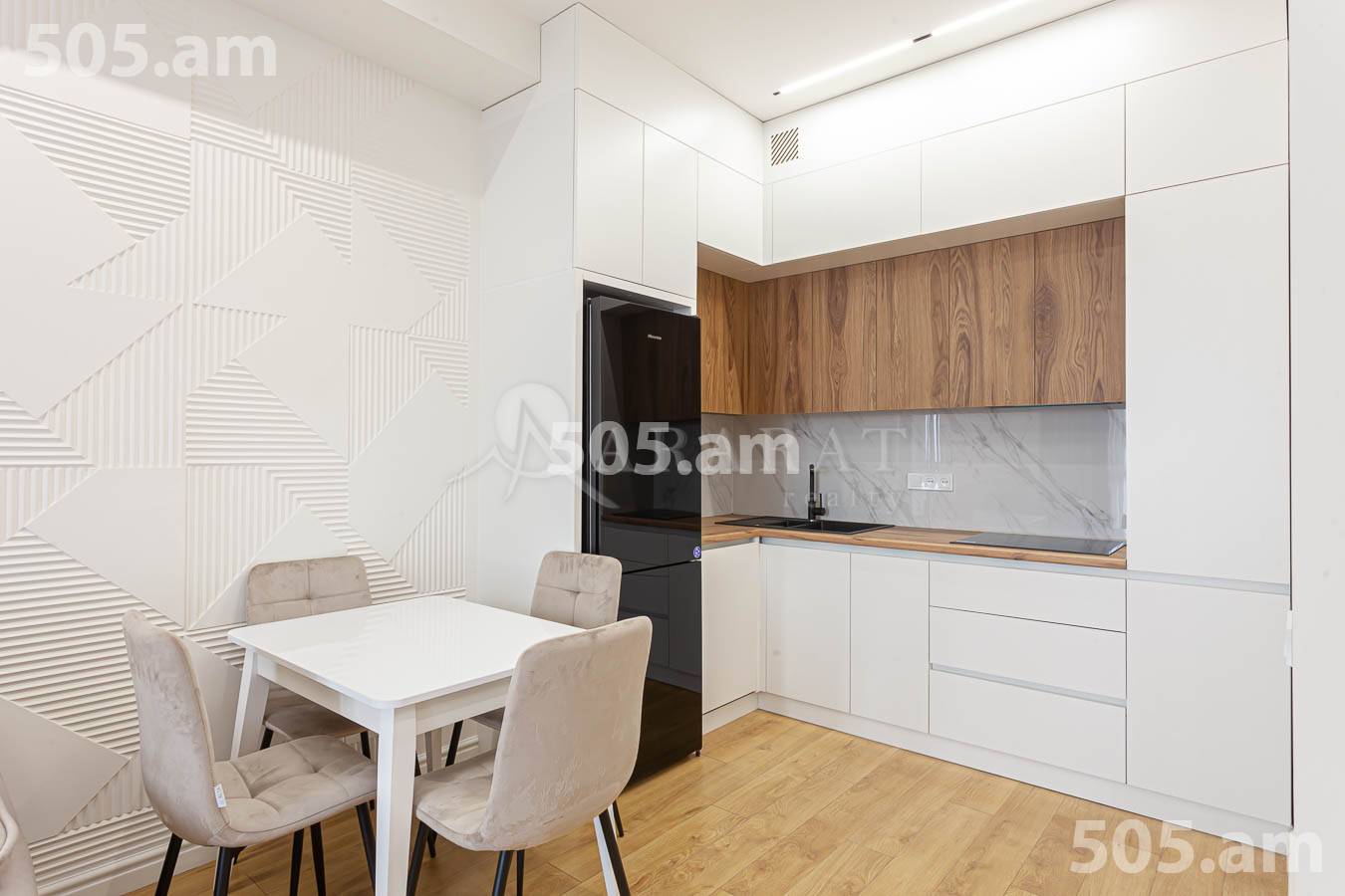 2 սենյականոց բնակարան  Արշակունյաց պող, Կենտրոն Երևան, 153973