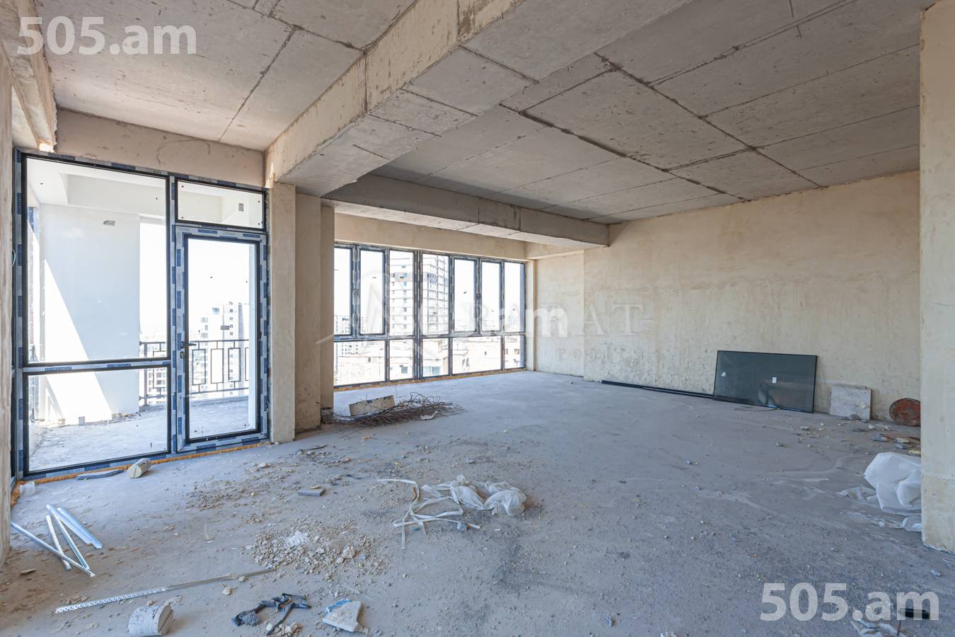 Купить 3 комнатную квартиру Гогол ул., Канакер-Зейтун Ереван, 155762